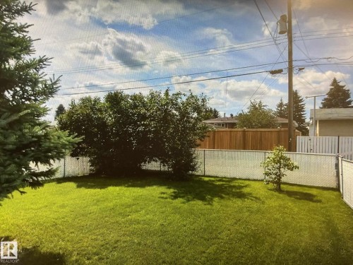 12904 95 Street, Edmonton, AB - Outdoor