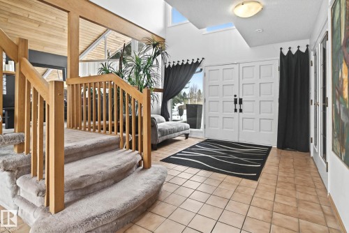 23 Westbrook Drive, Edmonton, AB - Indoor Photo Showing Other Room