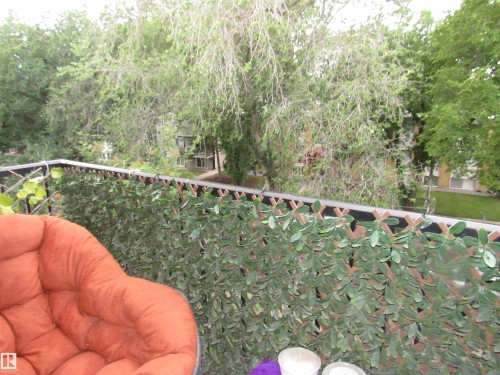 404 10335 117 Street, Edmonton, AB - Outdoor