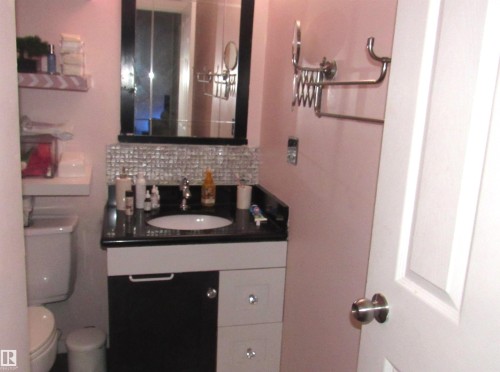 404 10335 117 Street, Edmonton, AB - Indoor Photo Showing Bathroom
