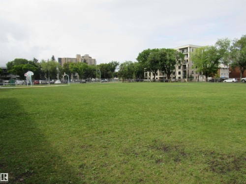 404 10335 117 Street, Edmonton, AB - Outdoor