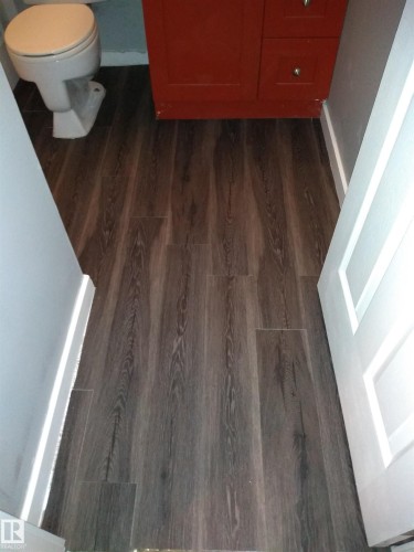 404 10335 117 Street, Edmonton, AB - Indoor Photo Showing Bathroom