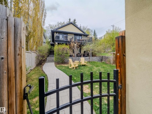 10067 93 Street, Edmonton, AB - Outdoor