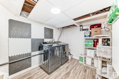 13410 134 Avenue, Edmonton, AB - Indoor Photo Showing Laundry Room