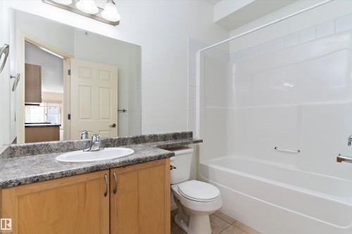 407 5 Perron Street, St. Albert, AB - Indoor Photo Showing Bathroom