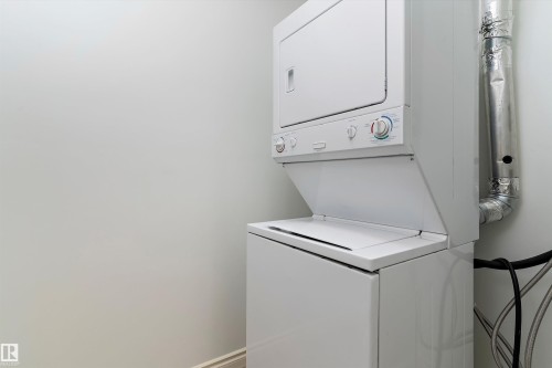 407 5 Perron Street, St. Albert, AB - Indoor Photo Showing Laundry Room
