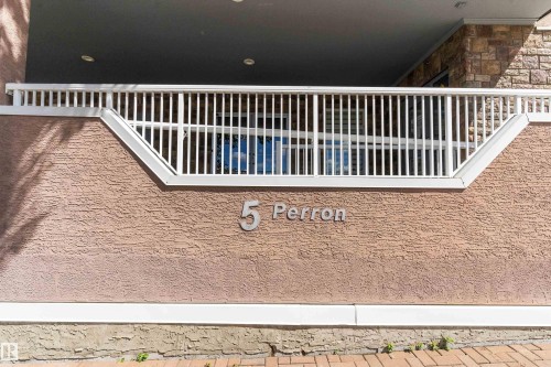 407 5 Perron Street, St. Albert, AB -  Photo Showing Other Room