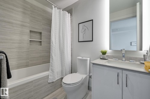 3704 10360 102 Street, Edmonton, AB - Indoor Photo Showing Bathroom