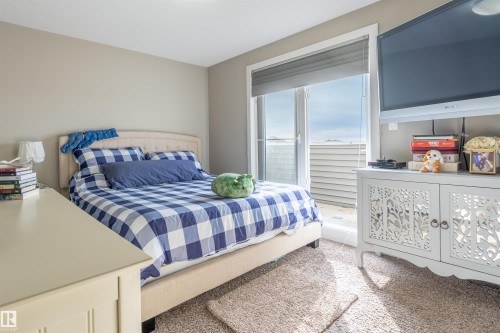 2 1480 Watt Drive, Edmonton, AB - Indoor Photo Showing Bedroom