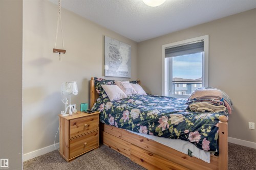 2 1480 Watt Drive, Edmonton, AB - Indoor Photo Showing Bedroom