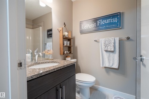 2 1480 Watt Drive, Edmonton, AB - Indoor Photo Showing Bathroom