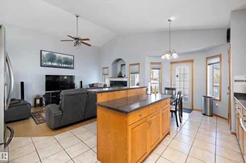 16403 88 Street, Edmonton, AB - Indoor