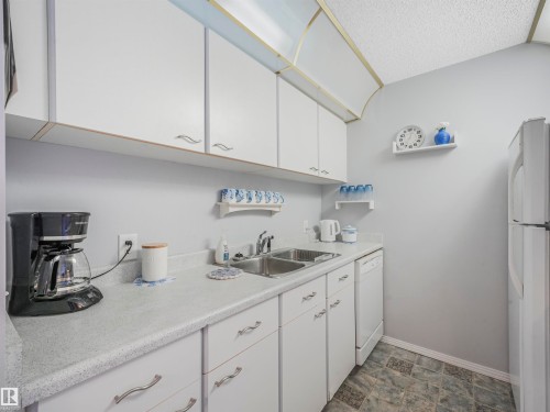 318 6710 158 Avenue, Edmonton, AB - Indoor Photo Showing Kitchen With Double Sink