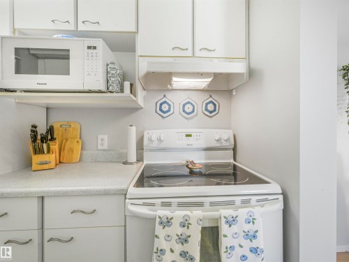 318 6710 158 Avenue, Edmonton, AB - Indoor