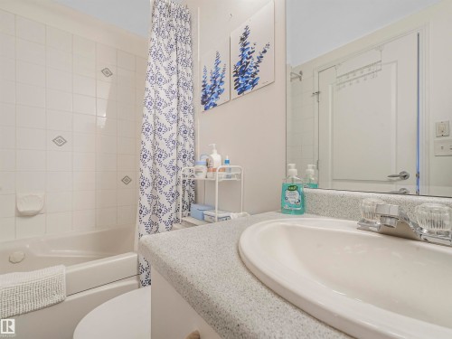 318 6710 158 Avenue, Edmonton, AB - Indoor Photo Showing Bathroom