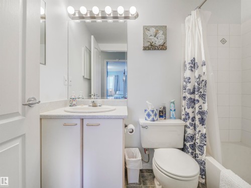 318 6710 158 Avenue, Edmonton, AB - Indoor Photo Showing Bathroom
