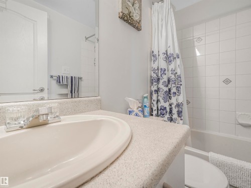 318 6710 158 Avenue, Edmonton, AB - Indoor Photo Showing Bathroom
