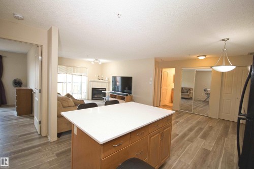 311 2098 Blackmud Creek Drive, Edmonton, AB - Indoor