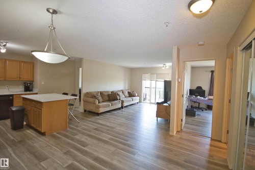 311 2098 Blackmud Creek Drive, Edmonton, AB - Indoor