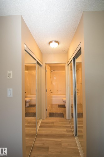 311 2098 Blackmud Creek Drive, Edmonton, AB - Indoor Photo Showing Other Room
