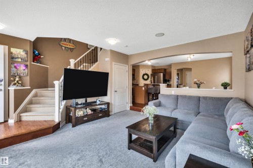 3733 12 Street, Edmonton, AB - Indoor Photo Showing Living Room