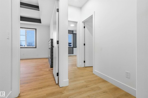 733 Astoria Way, Devon, AB - Indoor Photo Showing Other Room