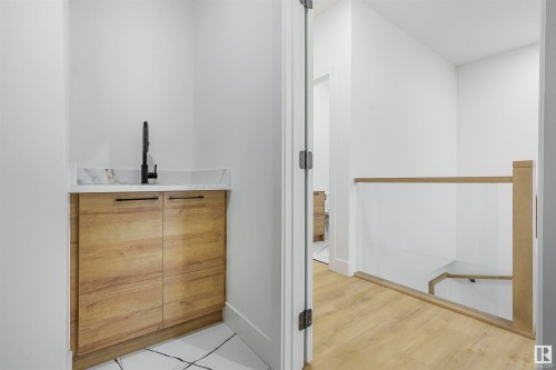 745 Astoria Way, Devon, AB - Indoor