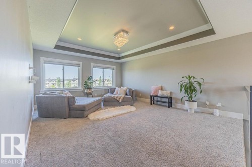 4136 Charles Link Link, Edmonton, AB - Indoor