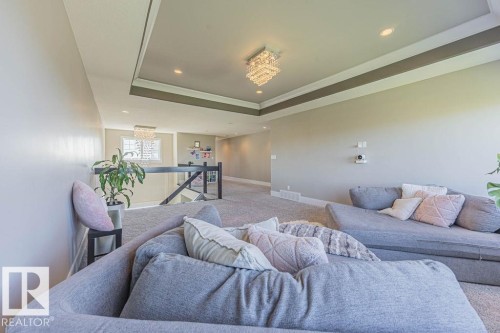 4136 Charles Link Link, Edmonton, AB - Indoor