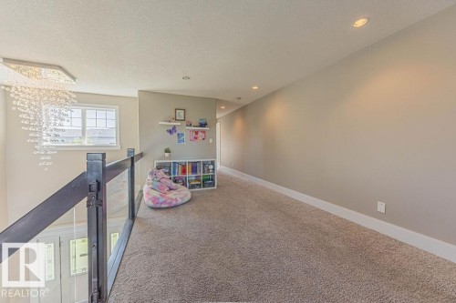 4136 Charles Link Link, Edmonton, AB - Indoor Photo Showing Other Room