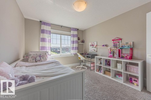 4136 Charles Link Link, Edmonton, AB - Indoor Photo Showing Bedroom