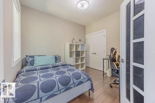 4136 Charles Link Link, Edmonton, AB - Indoor Photo Showing Bedroom