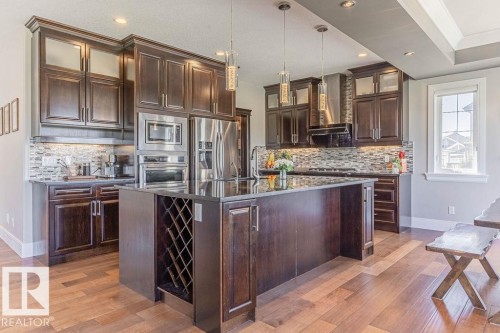 4136 Charles Link Link, Edmonton, AB - Indoor Photo Showing Kitchen With Upgraded Kitchen