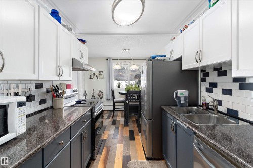 3 13450 Fort Road  Edmonton, AB T5A 1C5