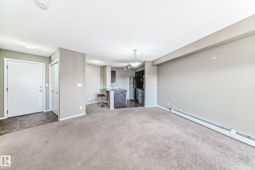 418 3315 James Mowatt Trail, Edmonton, AB - Indoor Photo Showing Other Room