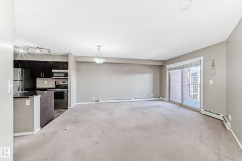 418 3315 James Mowatt Trail, Edmonton, AB - Indoor Photo Showing Kitchen