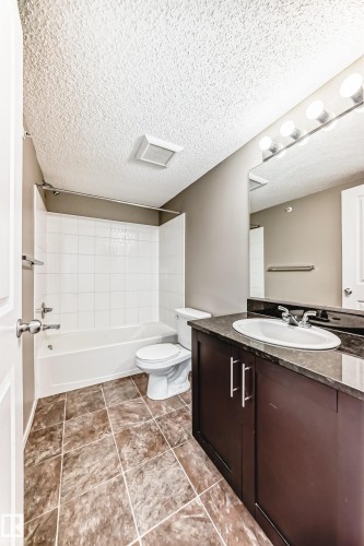 418 3315 James Mowatt Trail, Edmonton, AB - Indoor Photo Showing Bathroom