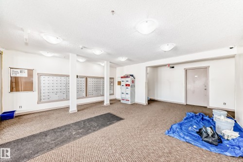 418 3315 James Mowatt Trail, Edmonton, AB - Indoor