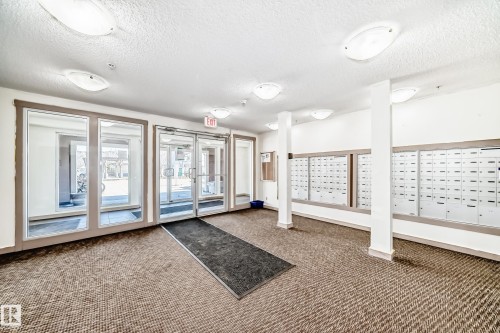 418 3315 James Mowatt Trail, Edmonton, AB - Indoor Photo Showing Other Room