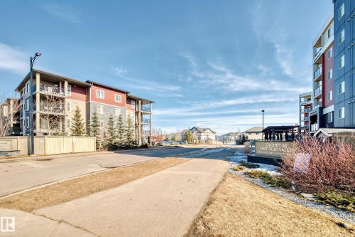 418 3315 James Mowatt Trail, Edmonton, AB - Outdoor