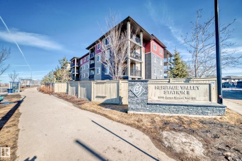 418 3315 James Mowatt Trail, Edmonton, AB - Outdoor