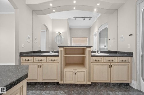 16103 89 Street, Edmonton, AB - Indoor