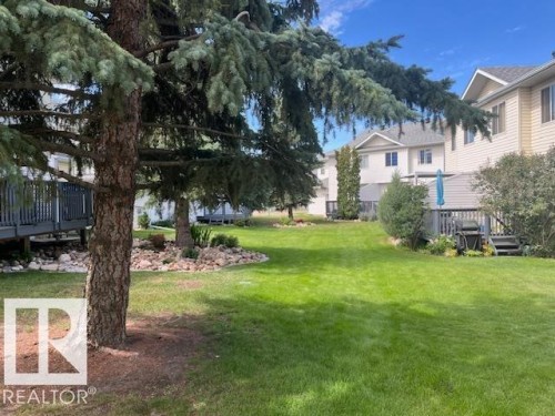 16 West-1033 Youville Drive W, Edmonton, AB - Outdoor