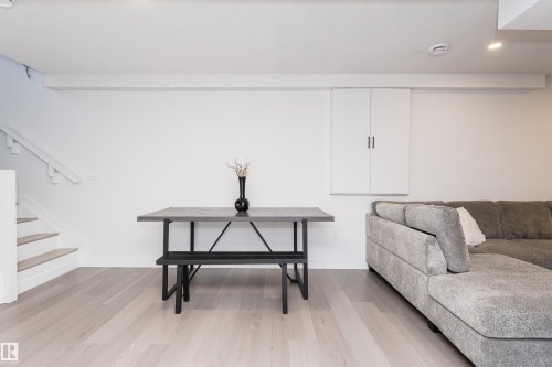 7343 179 Avenue, Edmonton, AB - Indoor