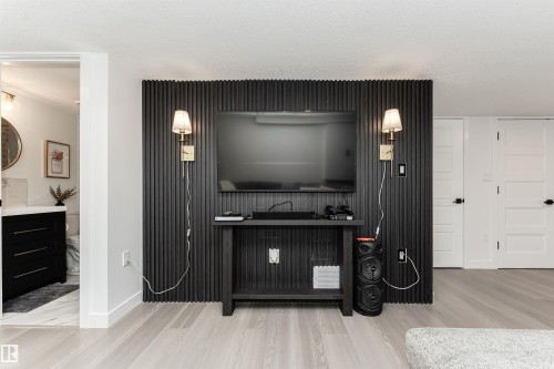 7343 179 Avenue, Edmonton, AB - Indoor