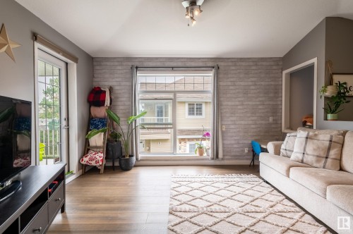 50 150 Edwards Drive, Edmonton, AB - Indoor Photo Showing Other Room