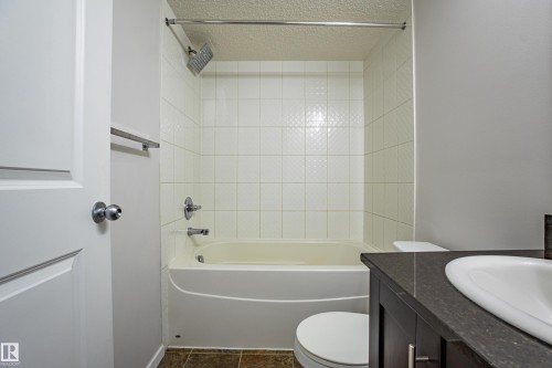 108 5810 Mullen Place, Edmonton, AB - Indoor Photo Showing Bathroom