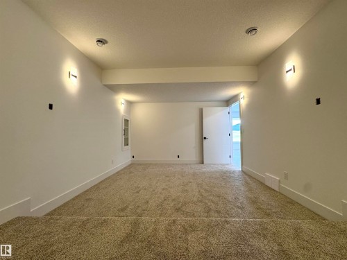 90 50205 Rge Road 232, Rural Leduc County, AB - Indoor Photo Showing Other Room