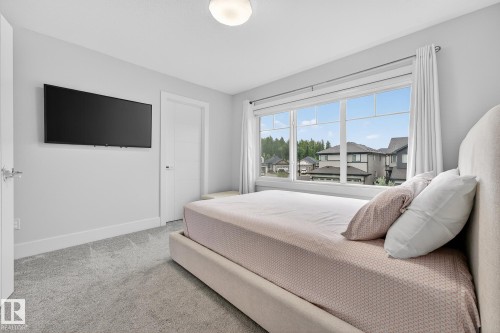 86 Meadowlink Common, Spruce Grove, AB - Indoor Photo Showing Bedroom