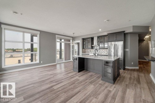 412 10518 113 Street, Edmonton, AB - Indoor Photo Showing Kitchen With Upgraded Kitchen